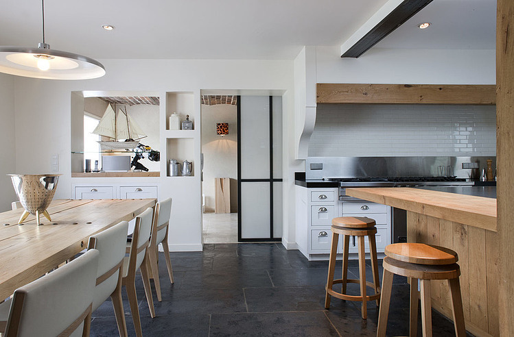 Villennes-sur-Seine Residence by Olivier Chabaud Architecte