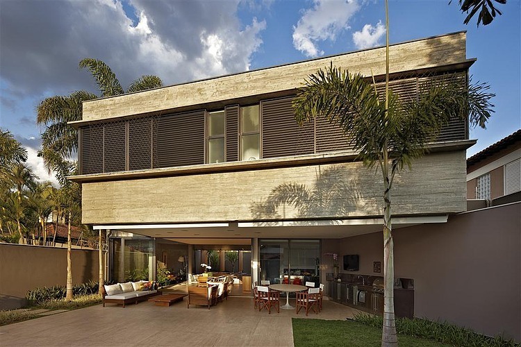 Belo Horizonte House by Anastasia Architects