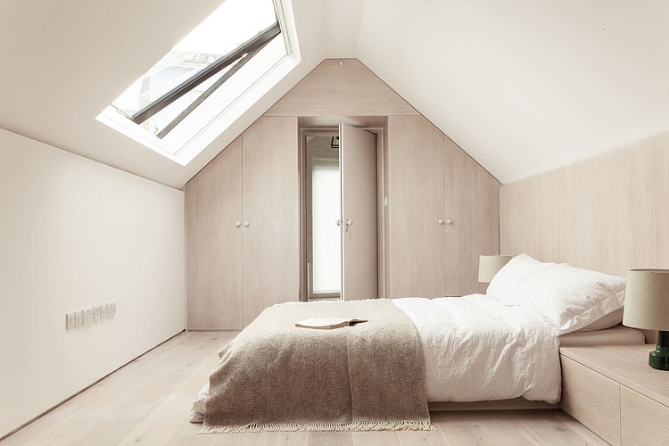 Herringbone House by Atelier Chanchan