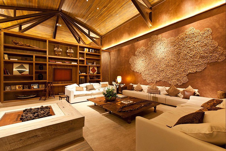 Luxurious Residence by Saraiva + Associados