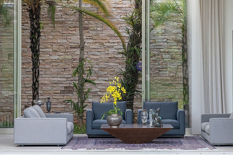 TB Residence by Aguirre Arquitetura