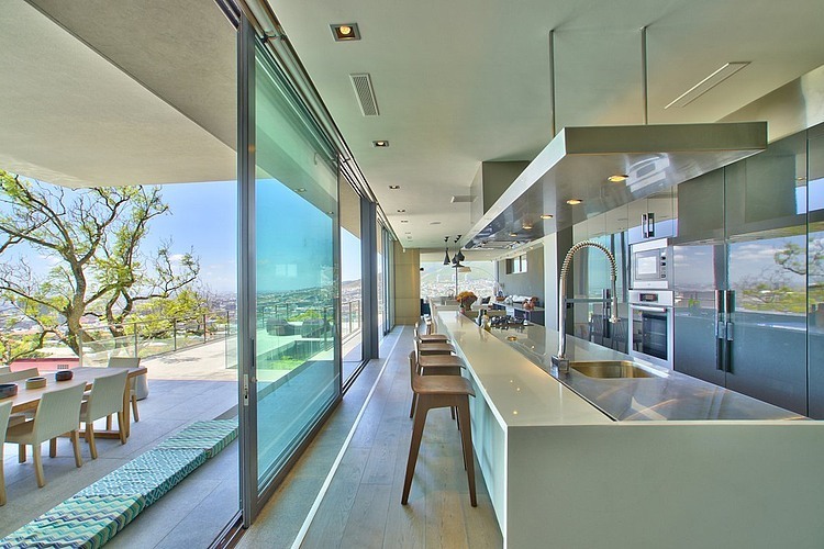 Villa Saebin by Greg Wright Architects