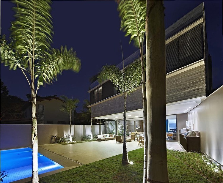 Belo Horizonte House by Anastasia Architects