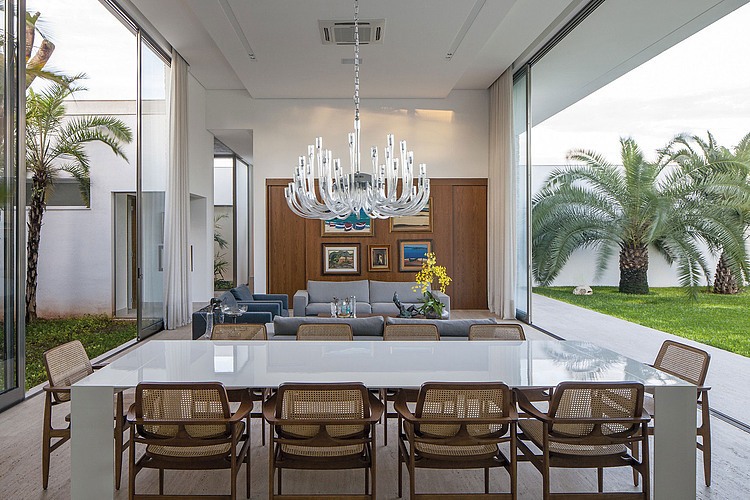 TB Residence by Aguirre Arquitetura