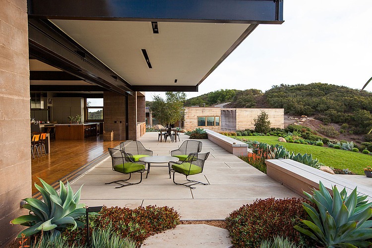Toro Canyon Residence by Bestor Architecture