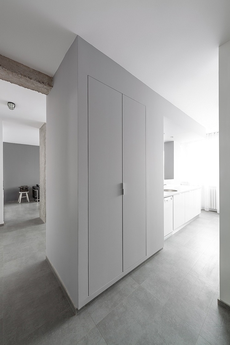 Grayscale Apartment by Arhitektura Budjevac
