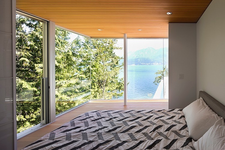 Gambier Island House by Mcfarlane Green Biggar