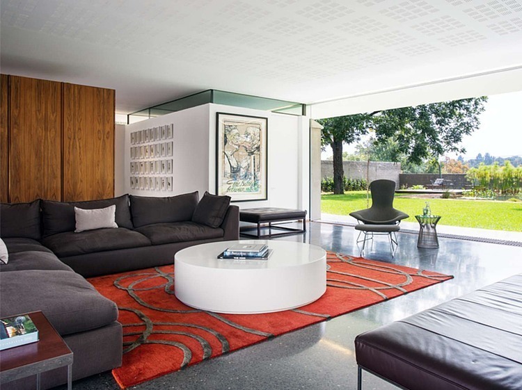 House 02 by Daffonchio & Associates Architects