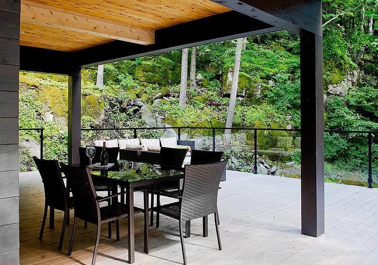 Lake Champlain Retreat by Atelier BOOM TOWN
