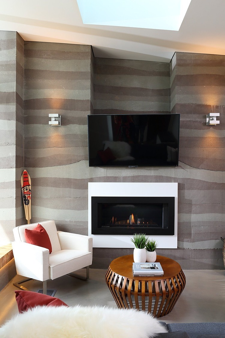Midori Uchi Home by Naikoon Contracting & Kerschbaumer Design