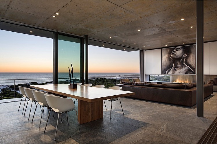 Pearl Bay Residence by Gavin Maddock Design Studio