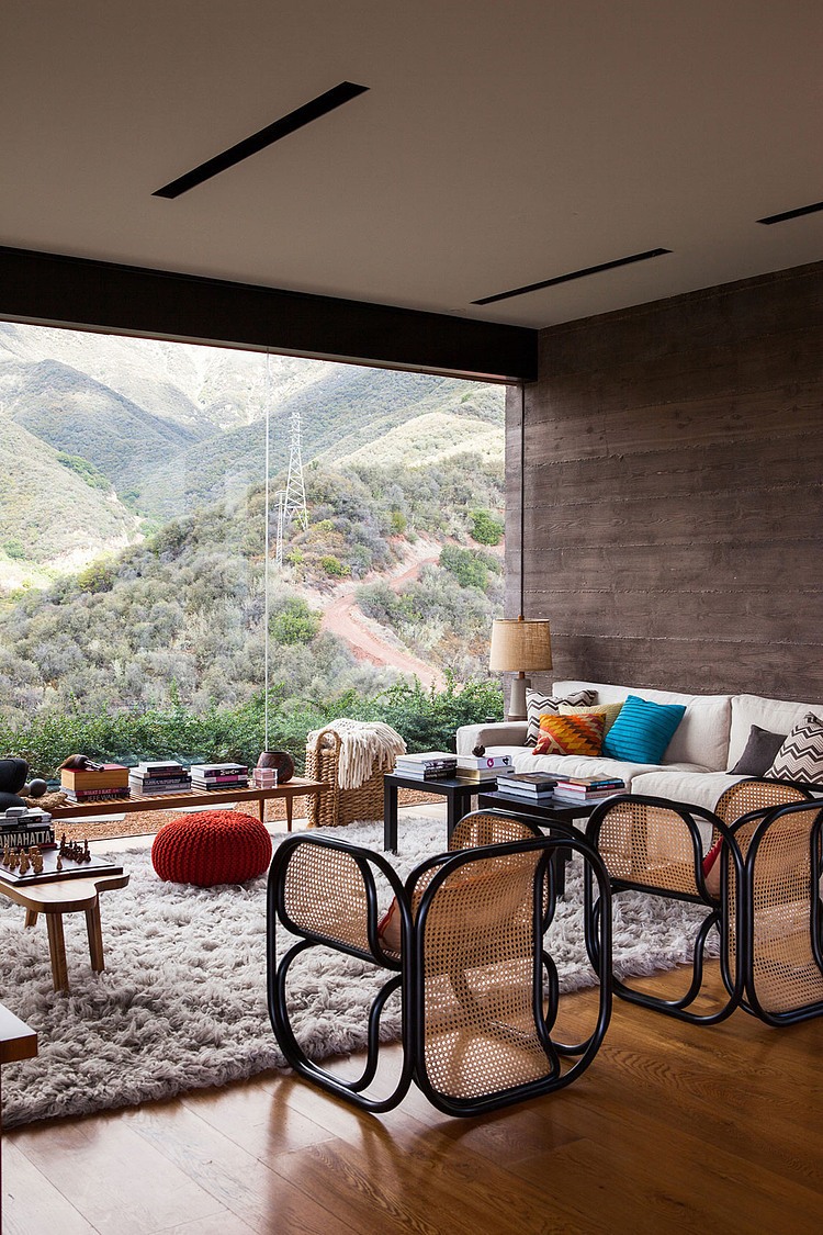 Toro Canyon Residence by Bestor Architecture