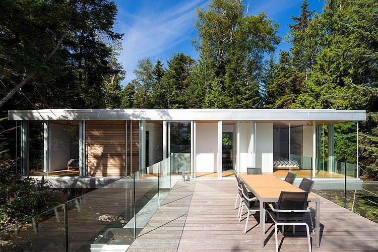 Gambier Island House by Mcfarlane Green Biggar