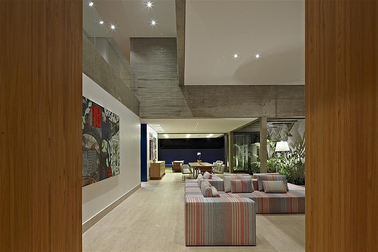 Belo Horizonte House by Anastasia Architects