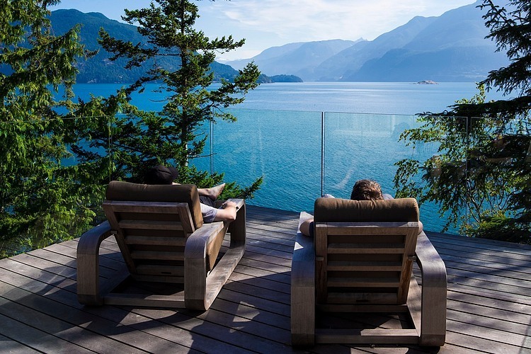 Gambier Island House by Mcfarlane Green Biggar