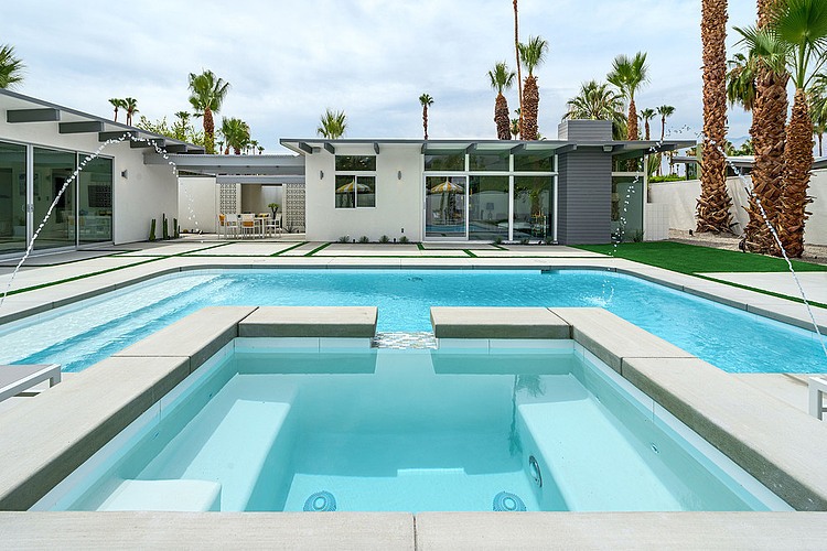 Hidden Desert Residence by H3K Design