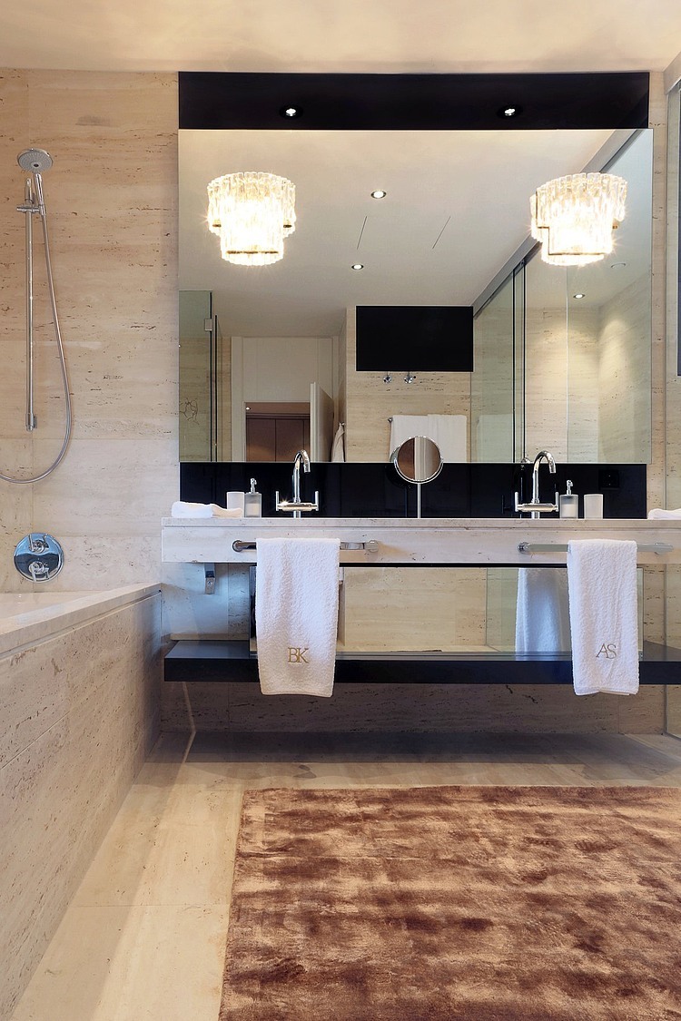 LV House by A-cero