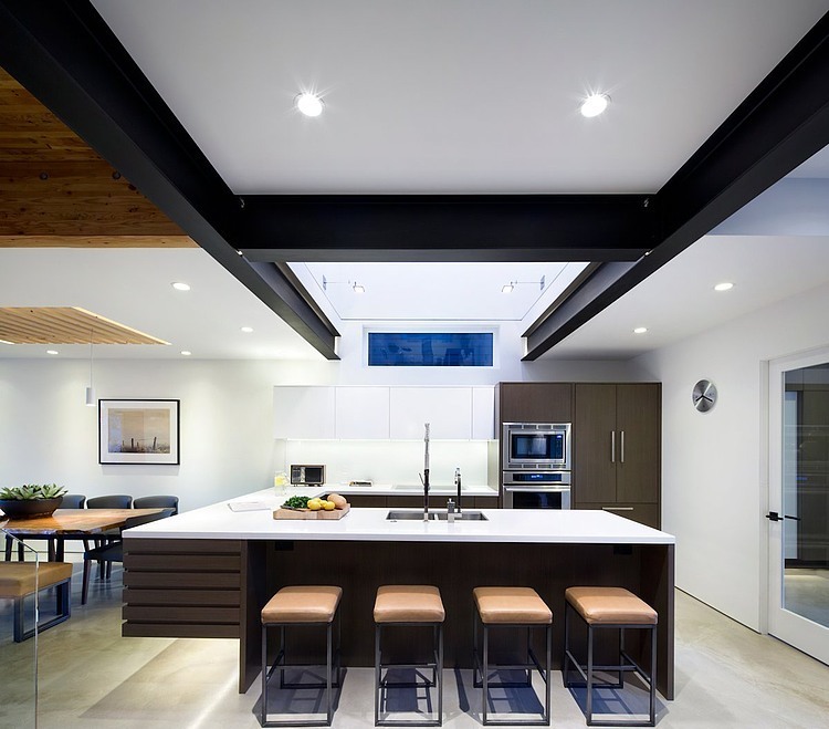 Midori Uchi Home by Naikoon Contracting & Kerschbaumer Design