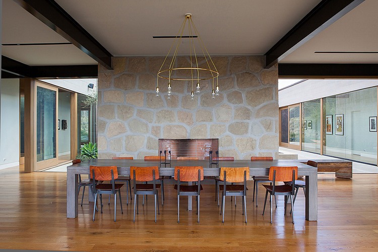 Toro Canyon Residence by Bestor Architecture
