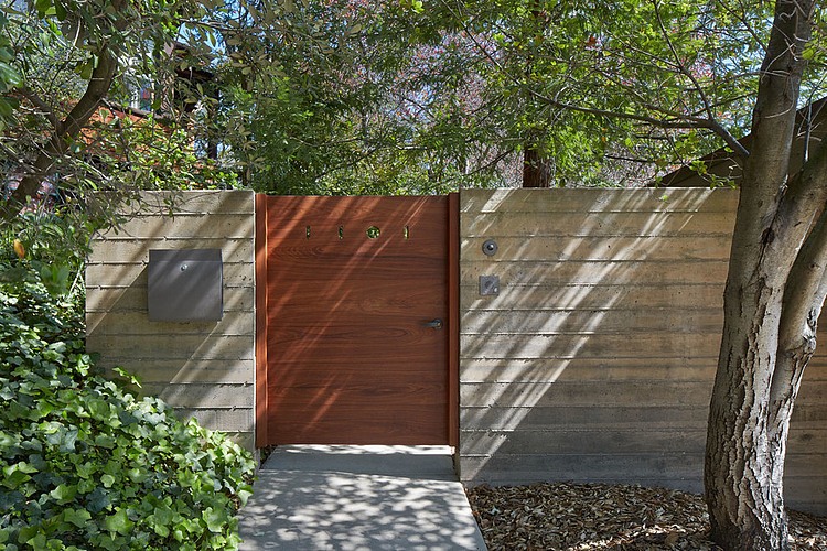 Mid-Century Modern Renovation by Koch Architects