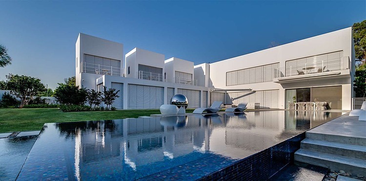 The Cubes House by Nestor Architecture