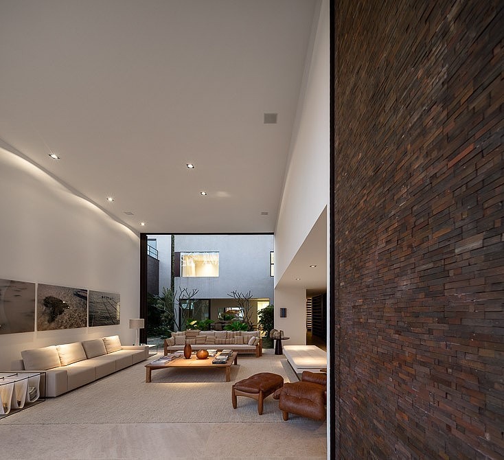Four Houses in Baleia by Studio Arthur Casas