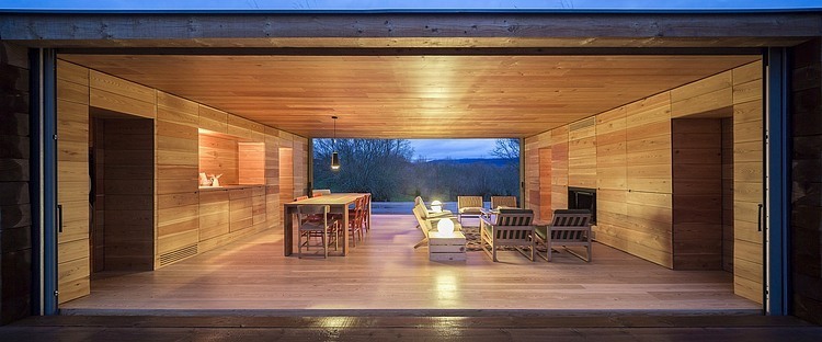 Four Seasons House by ch+qs