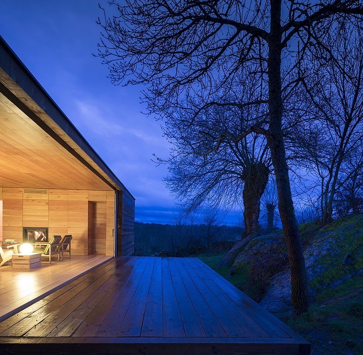 Four Seasons House by ch+qs
