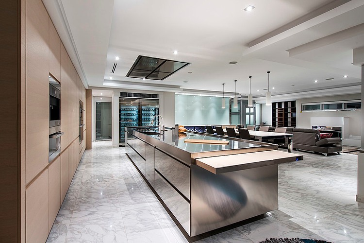 Minum Cove Home by European Concepts