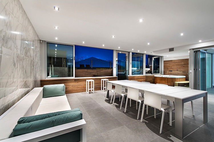 Minum Cove Home by European Concepts