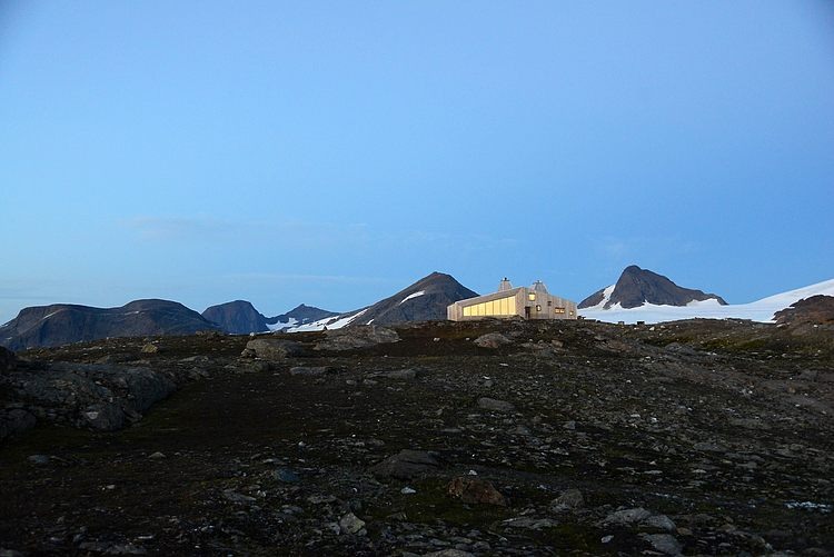Rabot Tourist Cabin by Jarmund / Vigsnæs Architects