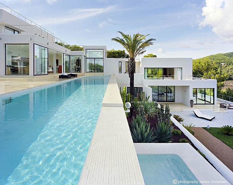 Casa Jondal by Atlant del Vent