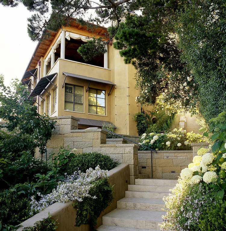 Hill House by BCV Architects