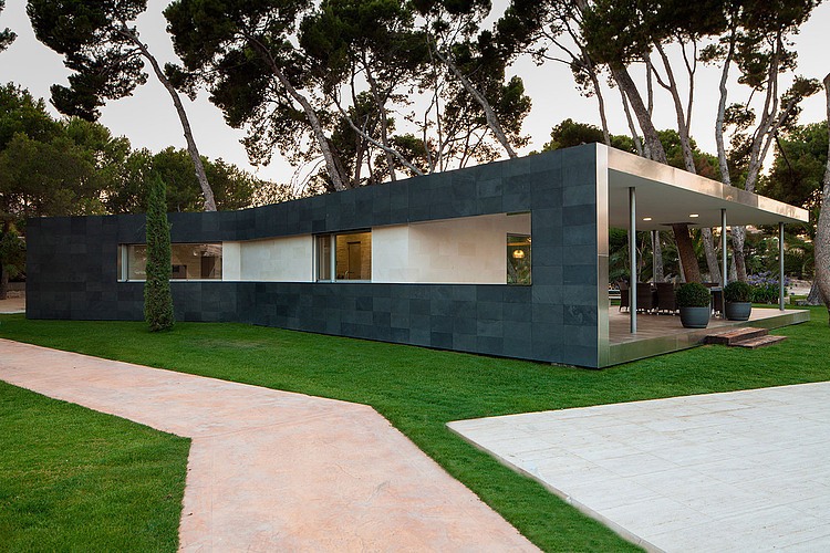 Pine Forest Pavilion by e2b arquitectos