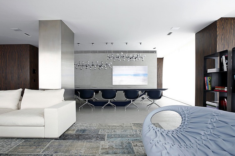 ZA House by Studio Guilherme Torres