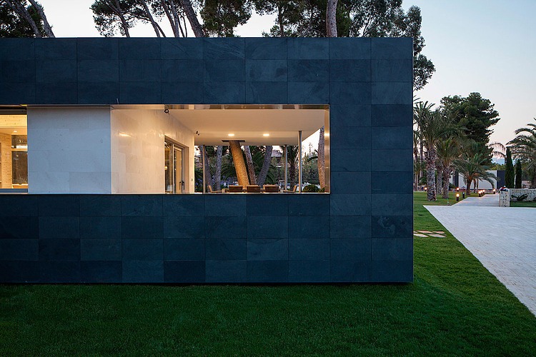 Pine Forest Pavilion by e2b arquitectos