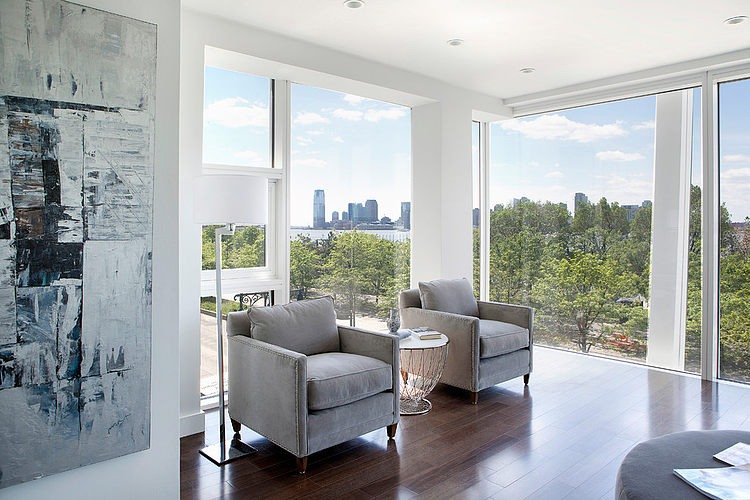 423 West Street Apartment by Quadra Furniture & Spaces