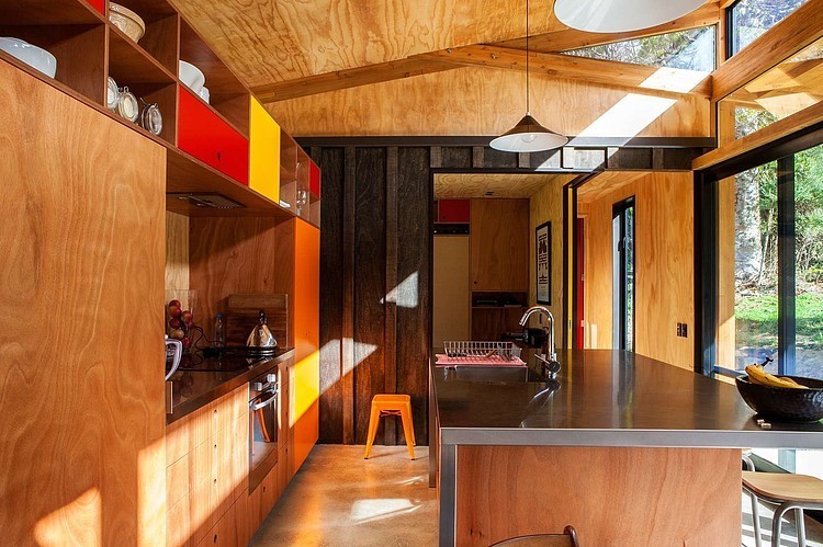 Easterbrook House by Dorrington Atcheson Architects