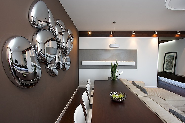 Dnipropetrovsk Apartment by Svoya Studio