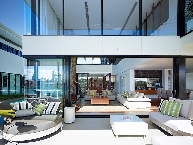 Riverfront Residence by BDA Architecture