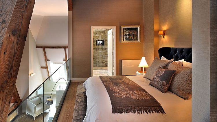 St. Pancras Penthouse by TG Studio