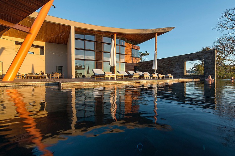 CieloMar Residence by Sarco Architects