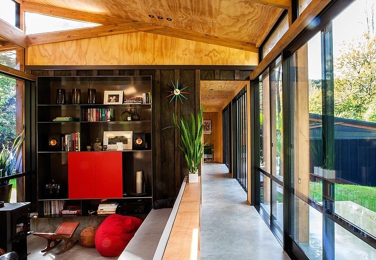 Easterbrook House by Dorrington Atcheson Architects