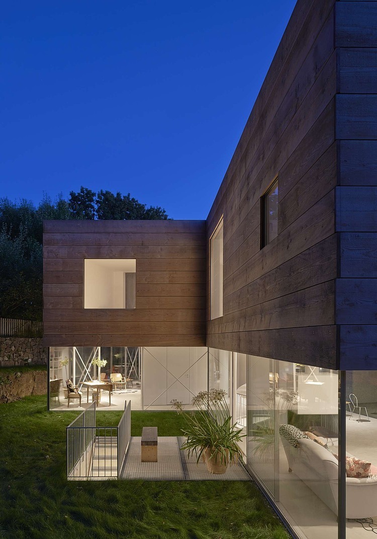 Mölle House by Elding Oscarson