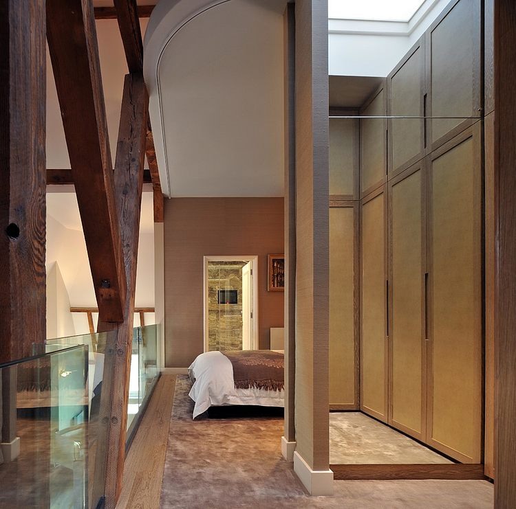 St. Pancras Penthouse by TG Studio