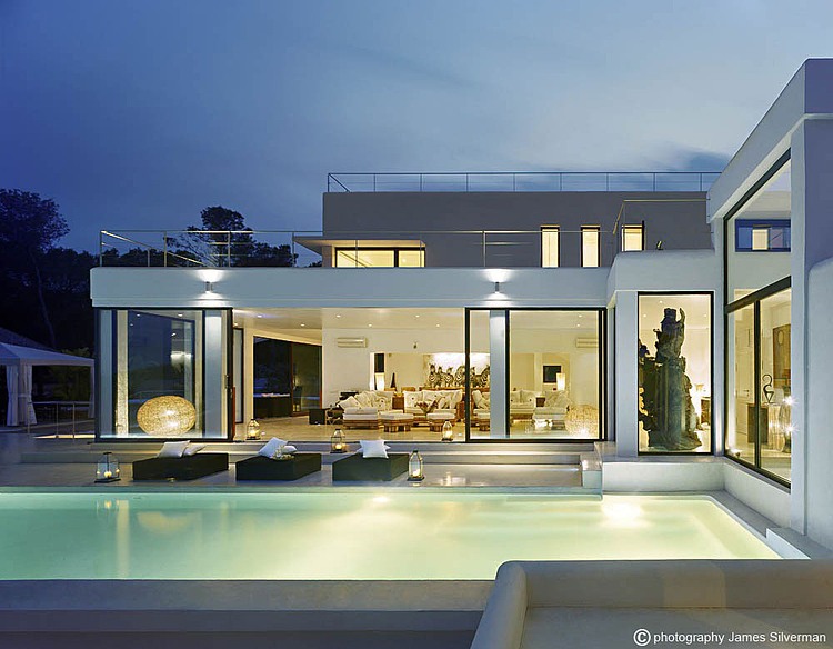 Casa Jondal by Atlant del Vent