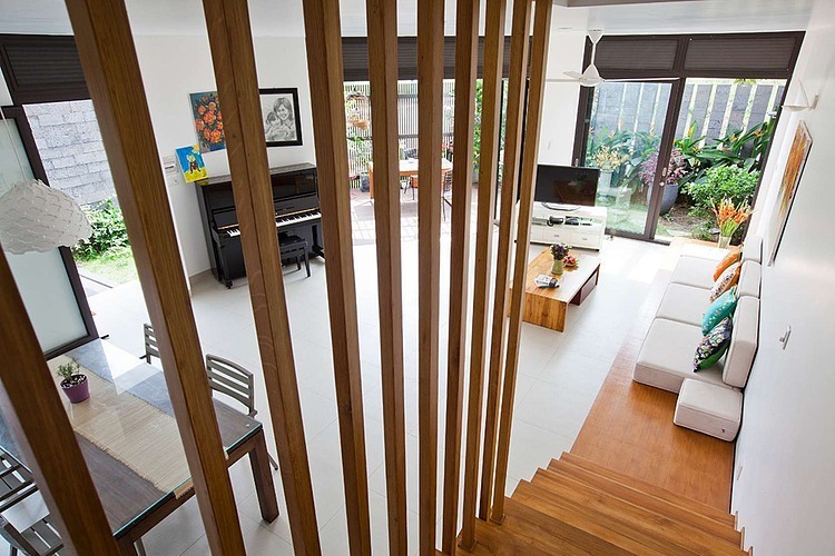 D2 Town House by Mm++ Architects