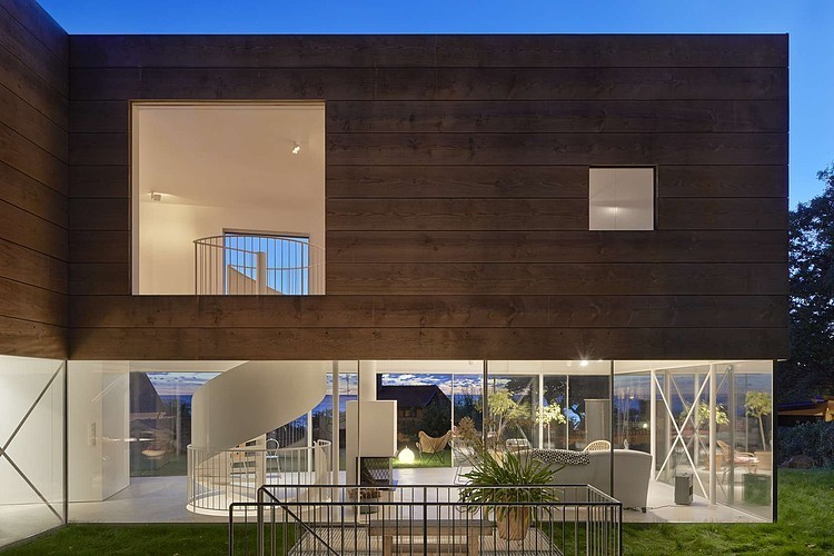 Mölle House by Elding Oscarson