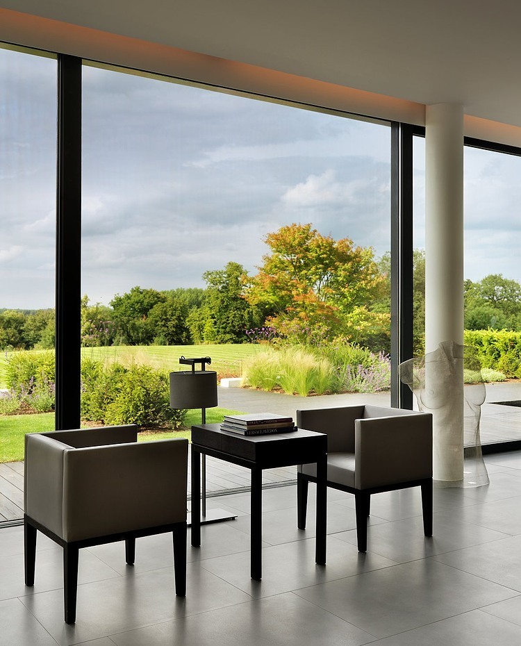 Modern Country House by Gregory Phillips Architects