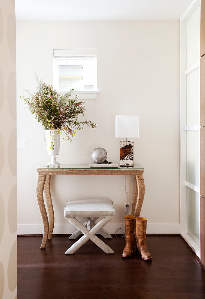 Ravenwoods Drive by The Cross Interior Design